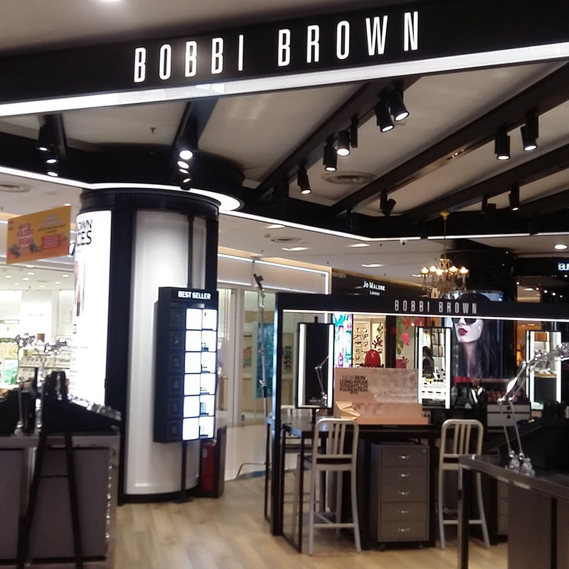 When it comes to finding that all-round and perfect formulation, Bobbi Brown is dubbed as one of the most trusted makeup brands.