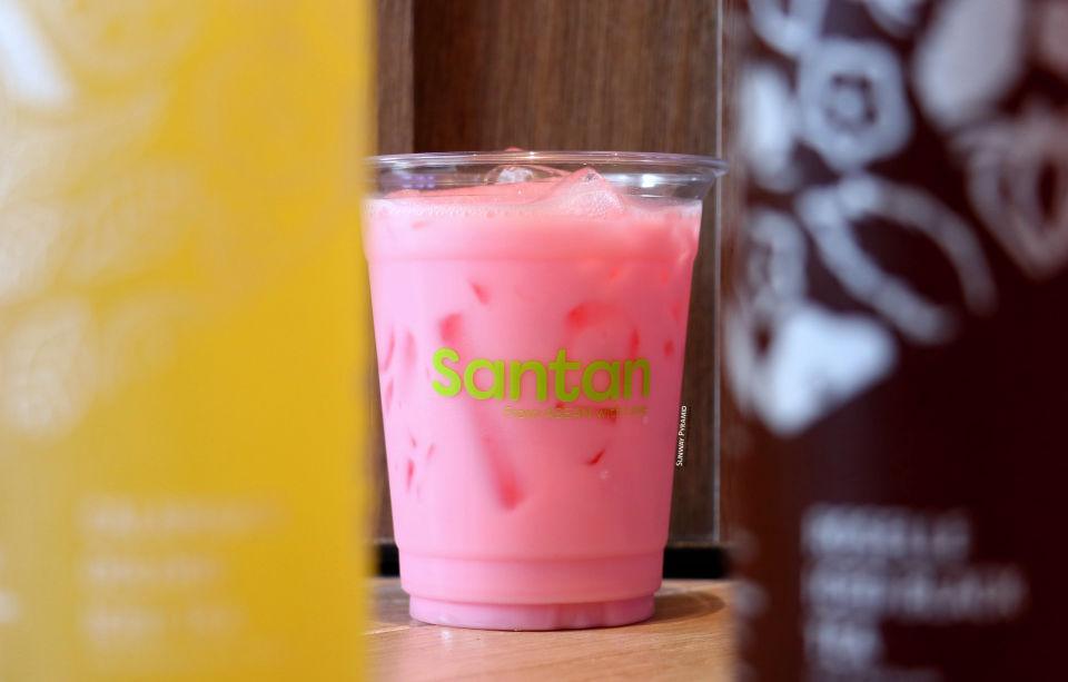 Santan’s soya bandung tastes as good as it looks!