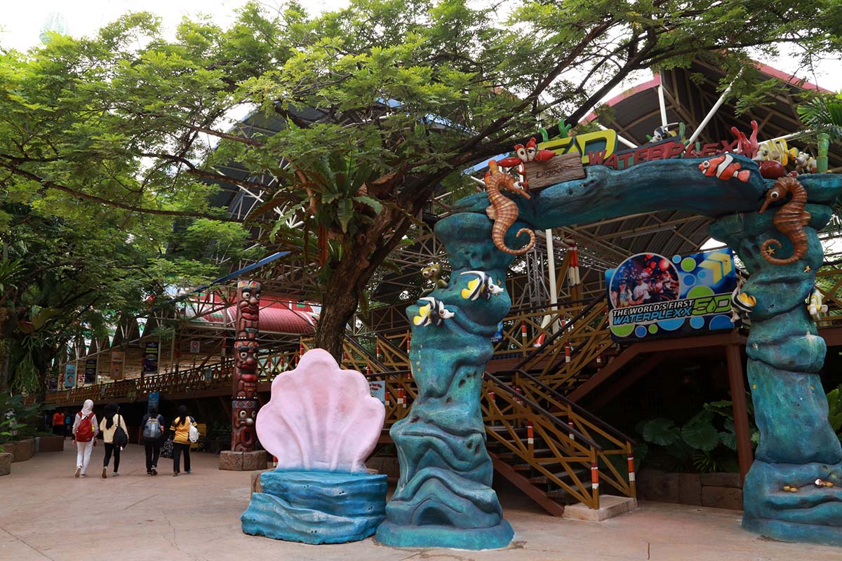 Enjoy a Cinematic Experience Like No Other at Sunway Lagoon! - Entrance of Waterplexx 5D