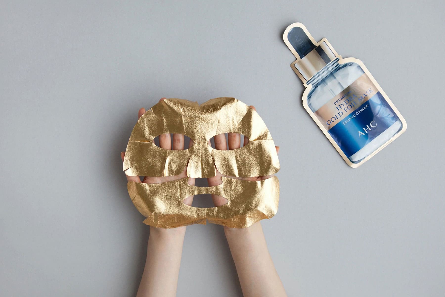 AHC - This 3 layered Gold Foil Mask from AHC is jam packed with ingredients to keep your skin hydrated.
