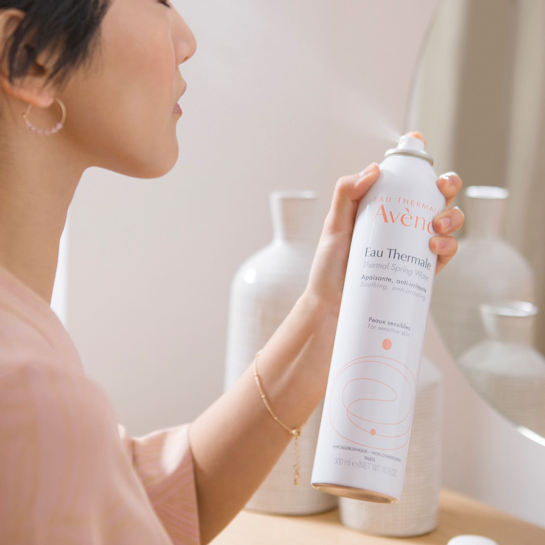 Avène Thermal Spring Water Spray provides pure, natural relief for sensitive skin.