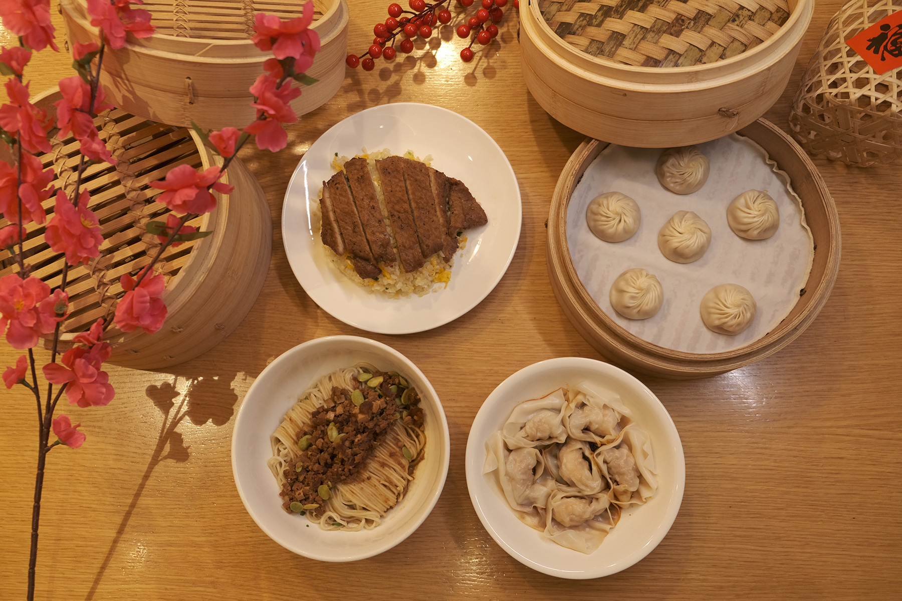 Must we say any more? Don’t walk, run, to Din Tai Fung for their Xiao Long Bao, Pork Chop Egg Fried Rice, Minced Pork Bean Sauce Noodle and their Wontons!
