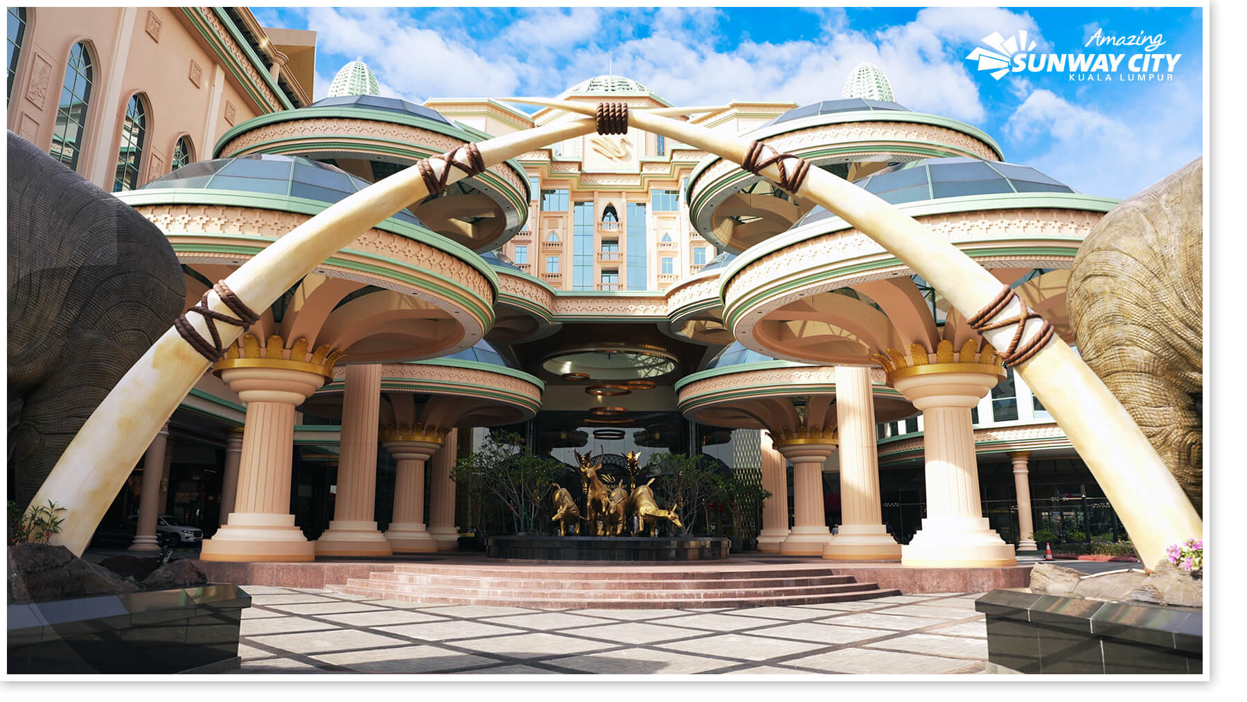 Be enveloped by the grandeur of Sunway Resort Hotel just by the entrance!
