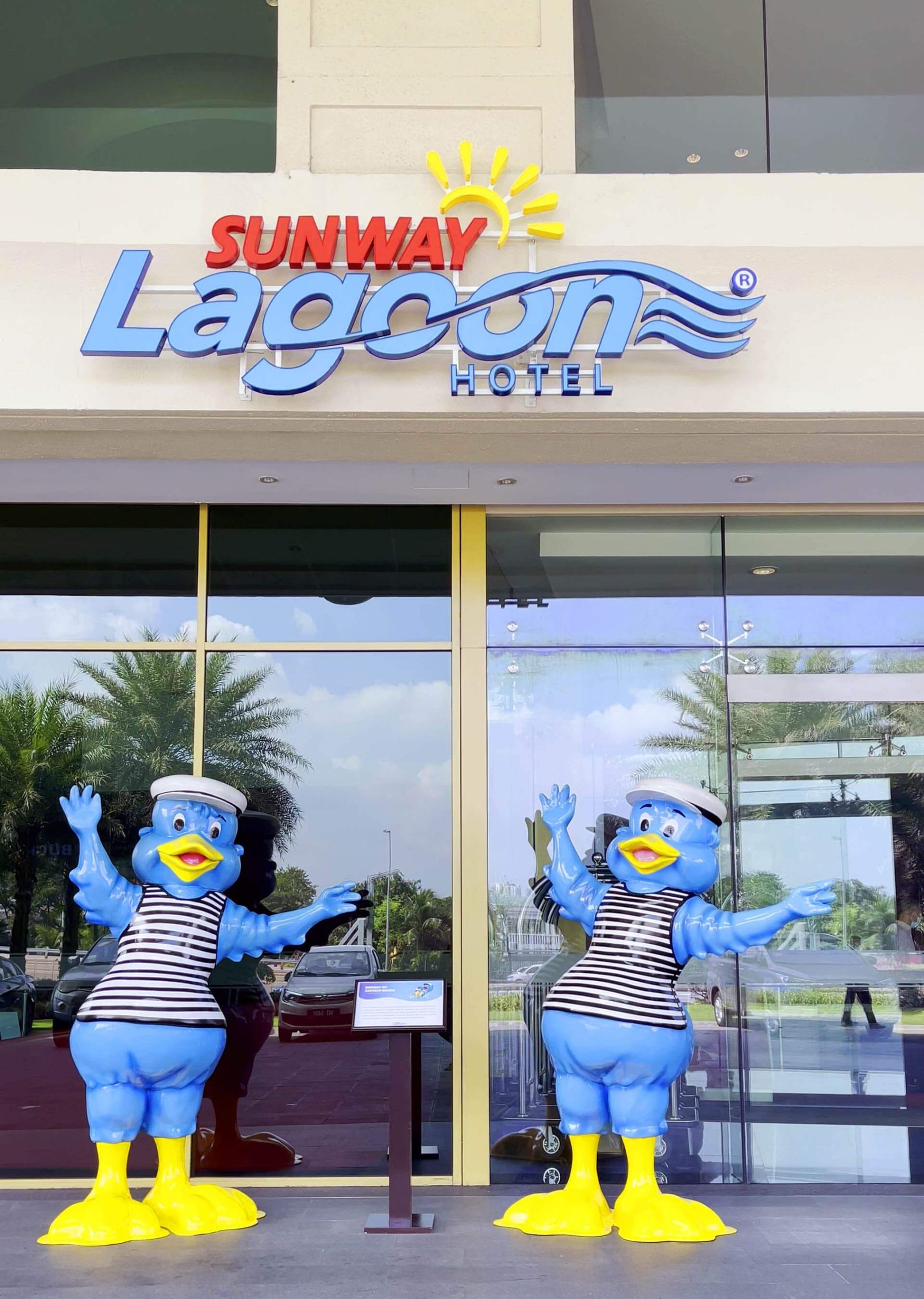 Be welcomed by our Sunway Lagoon Hotel’s mascots upon your arrival.