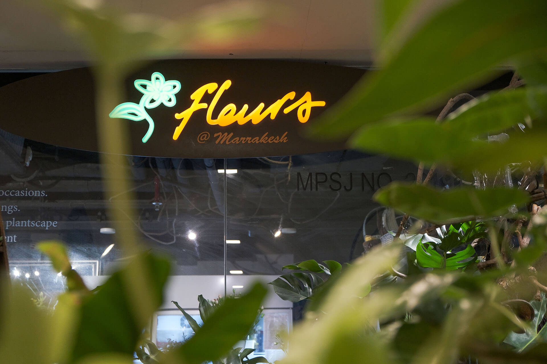 Need a bouquet run? Stop by Fleurs, Sunway Pyramid!