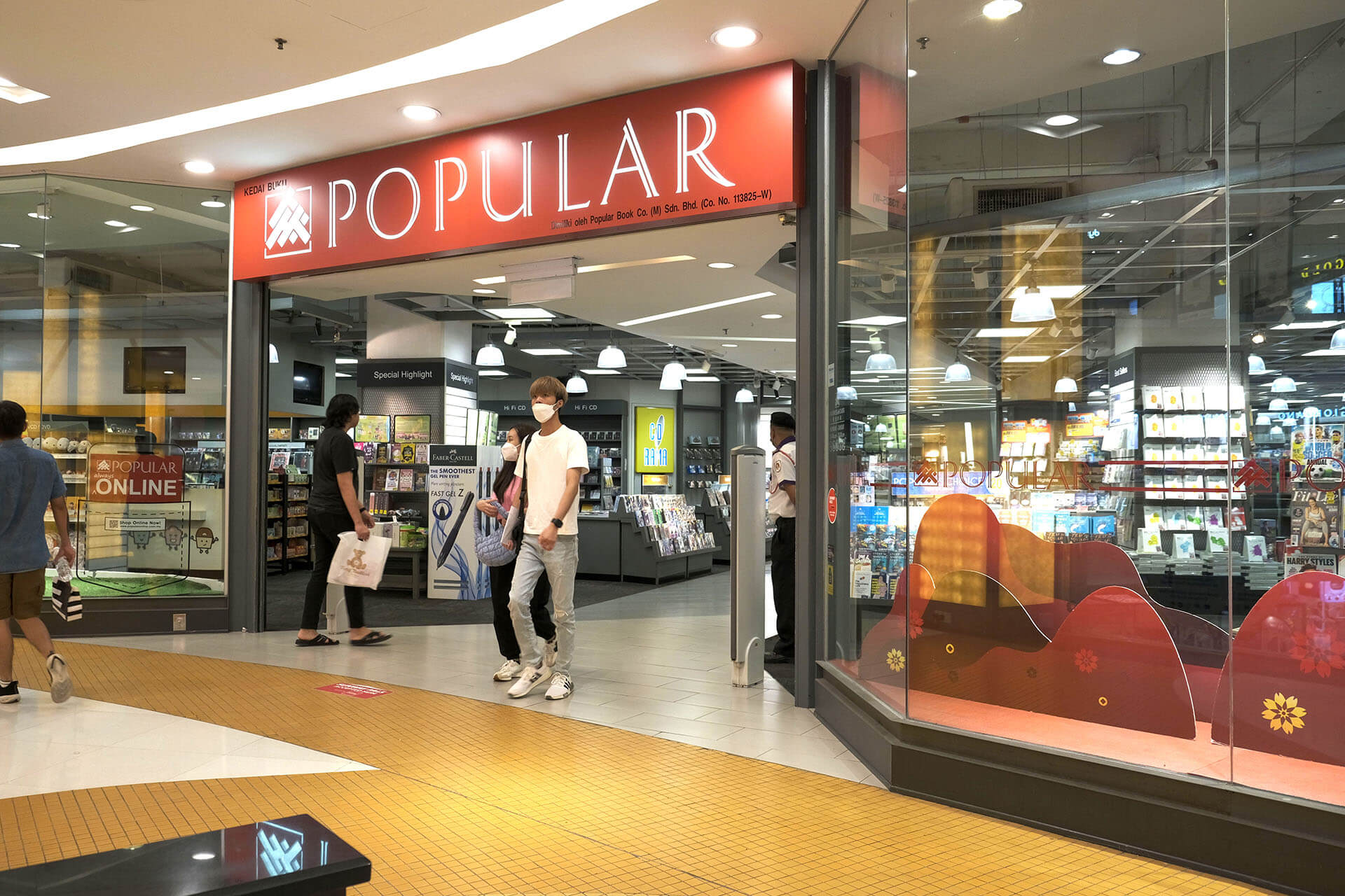 Find yourself a cosy nook and be enraptured by the beauty of fiction at Popular bookstore Sunway Pyramid!