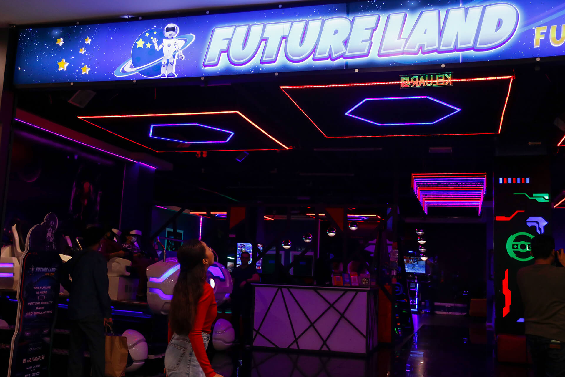 Future Land – the cyber-heaven for sci-fi buffs!